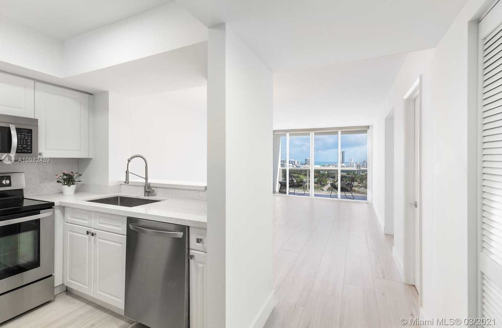 Small Image of 1800 SUNSET HARBOUR DR #2005, Miami Beach Number 2