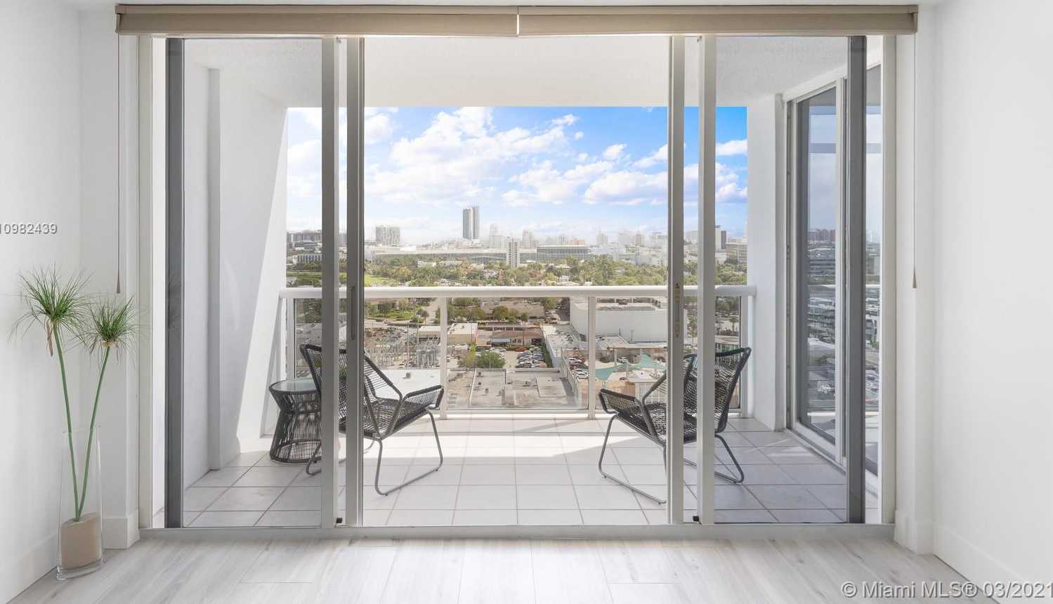 Small Image of 1800 SUNSET HARBOUR DR #2005, Miami Beach Number 7