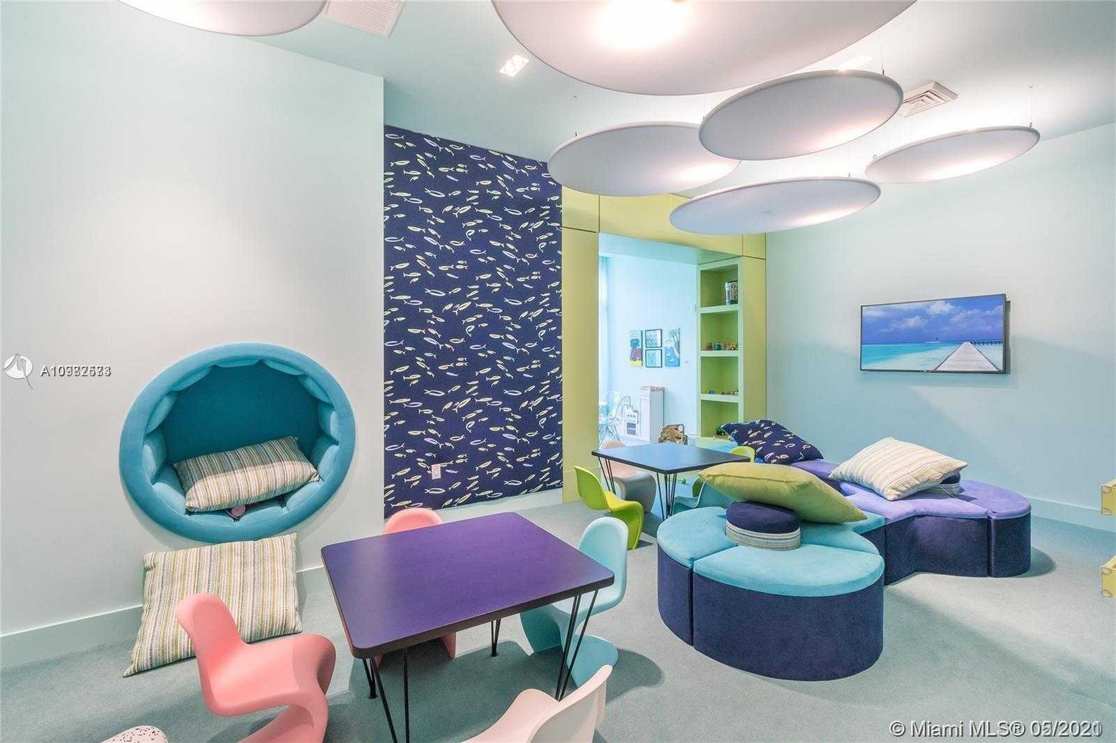 Small Image of 17111 BISCAYNE BLVD #807, North Miami Beach Number 38