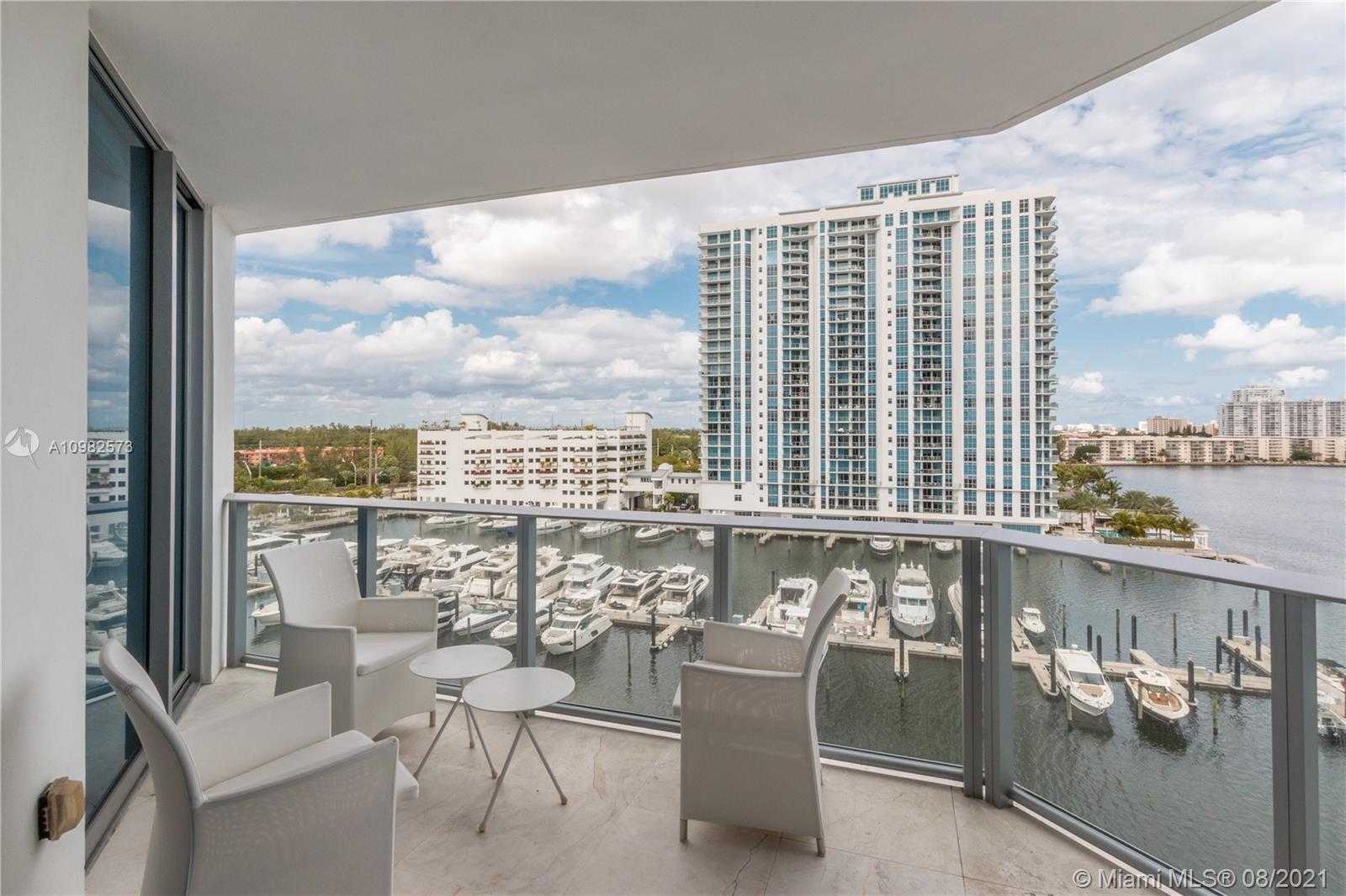 Small Image of 17111 BISCAYNE BLVD #807, North Miami Beach Number 4