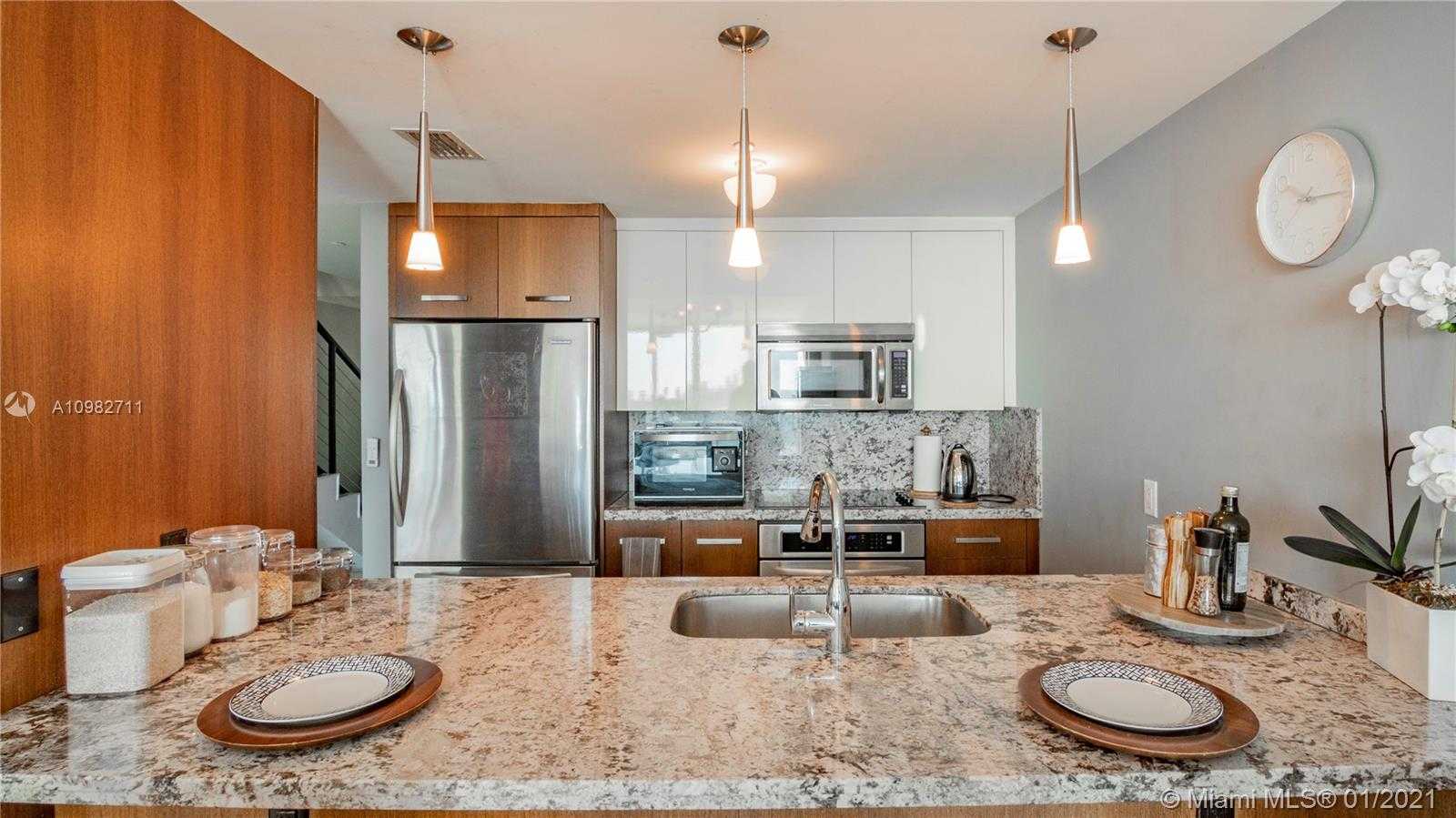 Small Image of 7935 EAST DR #1002, North Bay Village Number 6