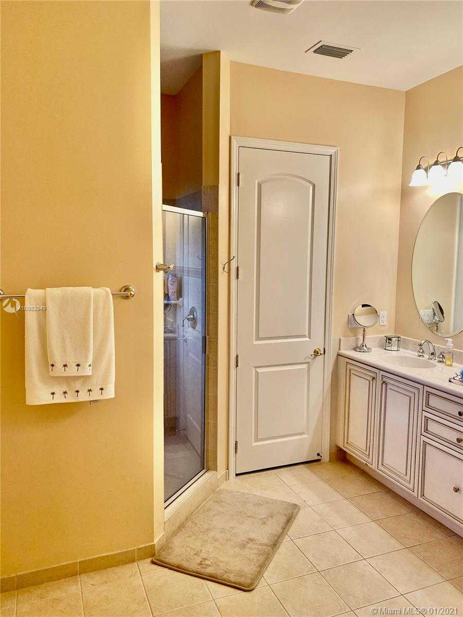 Small Image of 136 OCEAN BAY DR #136, Jensen Beach Number 14