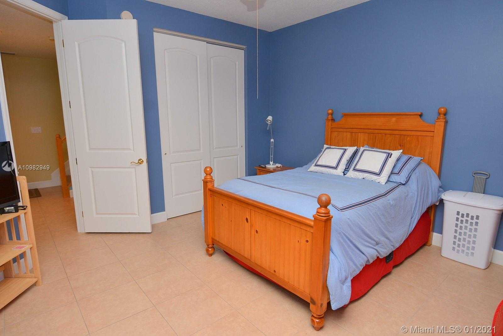 Small Image of 136 OCEAN BAY DR #136, Jensen Beach Number 15