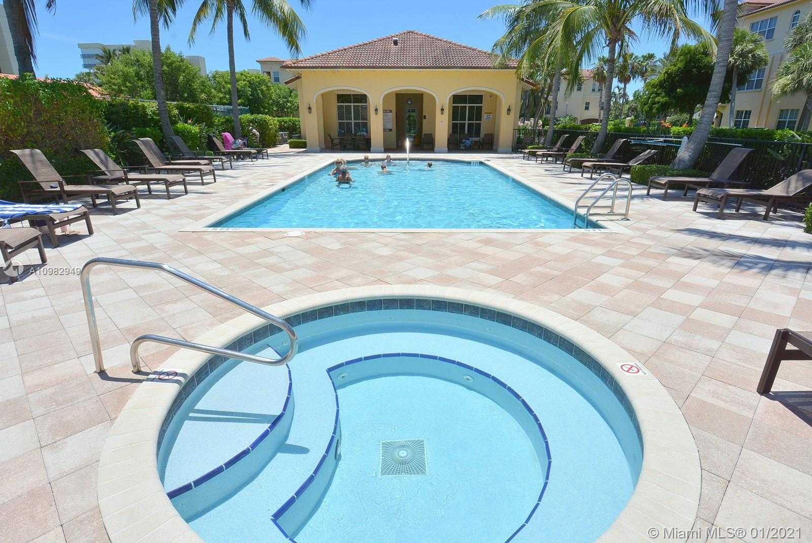 Small Image of 136 OCEAN BAY DR #136, Jensen Beach Number 31