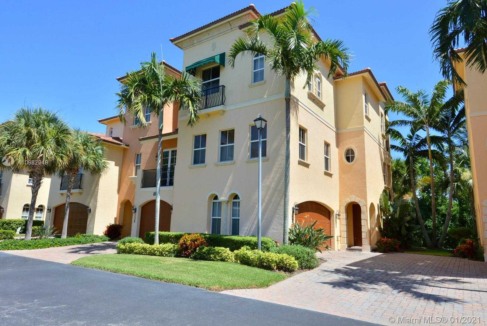 Small Image of 136 OCEAN BAY DR #136, Jensen Beach Number 34