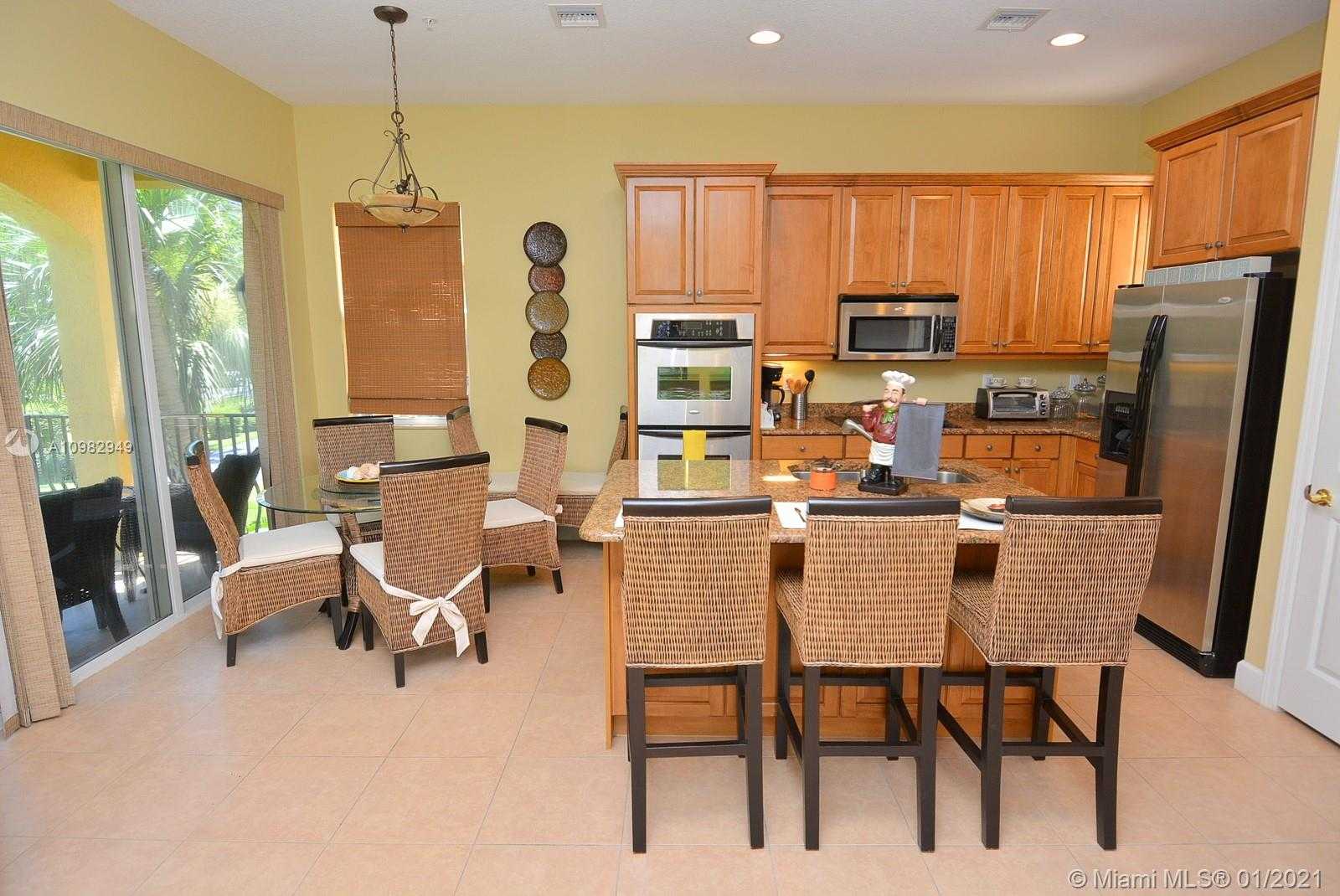 Small Image of 136 OCEAN BAY DR #136, Jensen Beach Number 4
