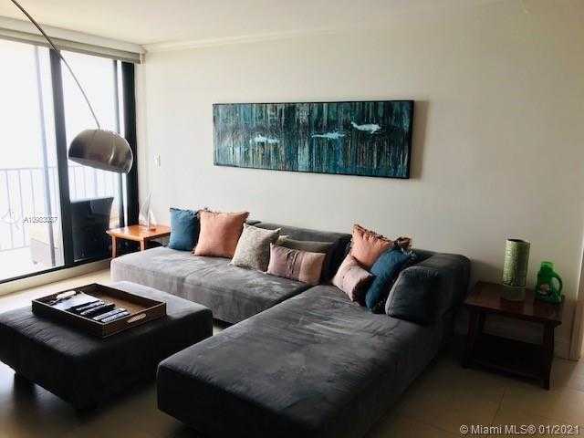 Small Image of 2625 COLLINS AVE #1903, Miami Beach Number 8