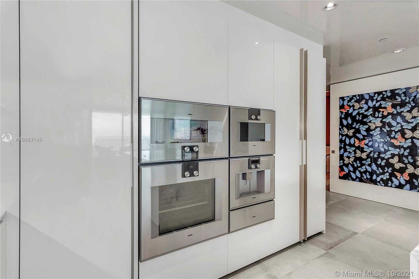Small Image of 10201 COLLINS AVE #502, Bal Harbour Number 11