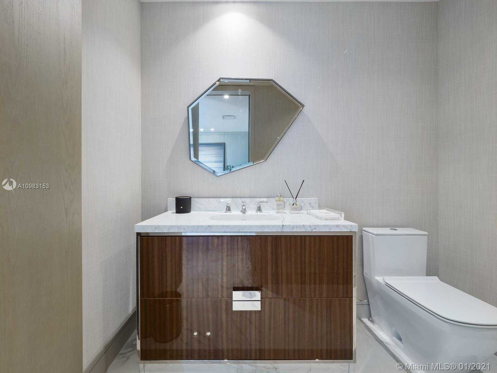 Small Image of 15701 COLLINS AVE #501, Sunny Isles Beach Number 22