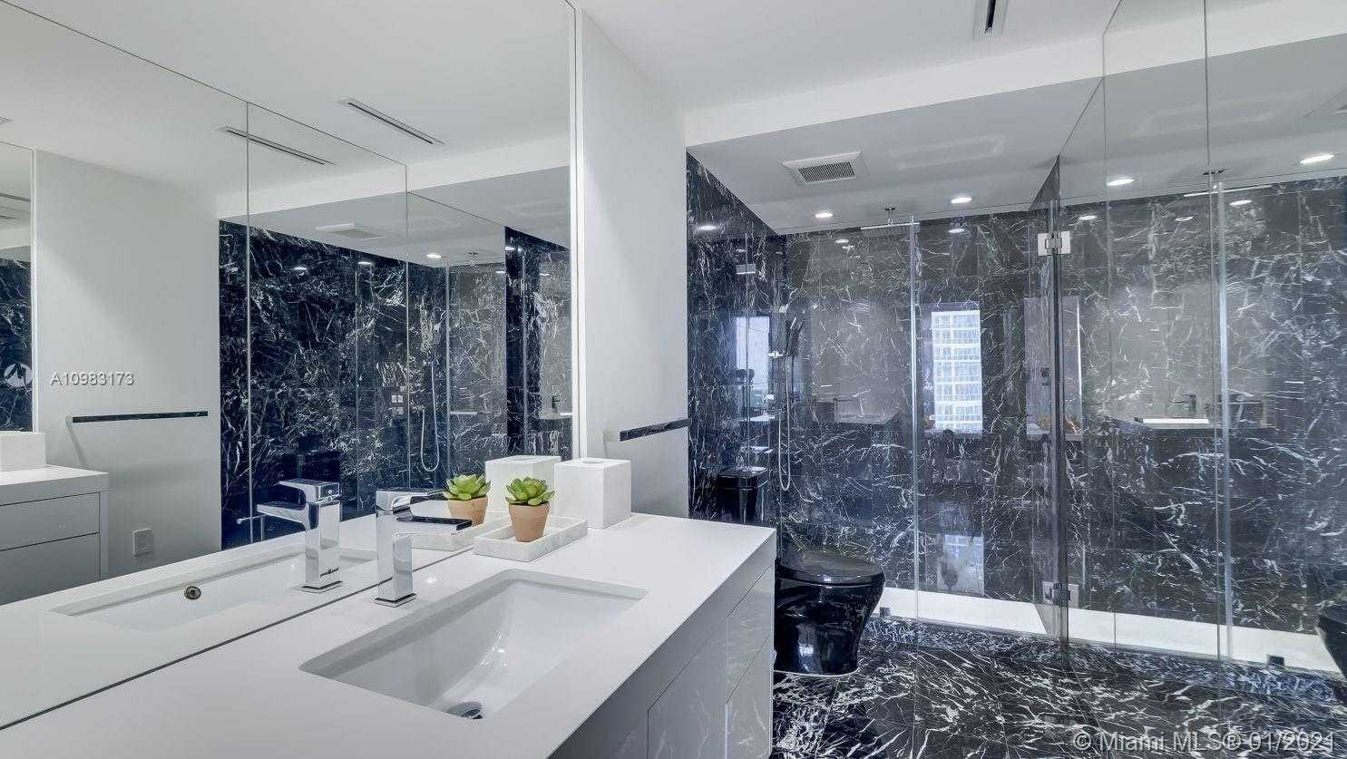 Small Image of 10275 COLLINS AVE #711, Bal Harbour Number 16