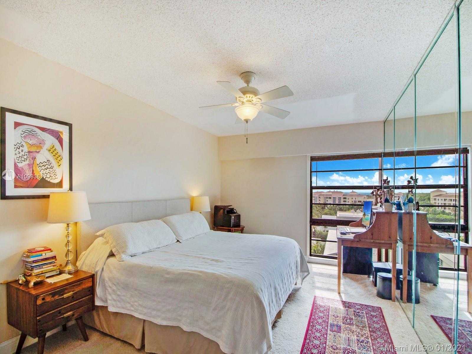 Small Image of 575 CRANDON BLVD #908, Key Biscayne Number 12