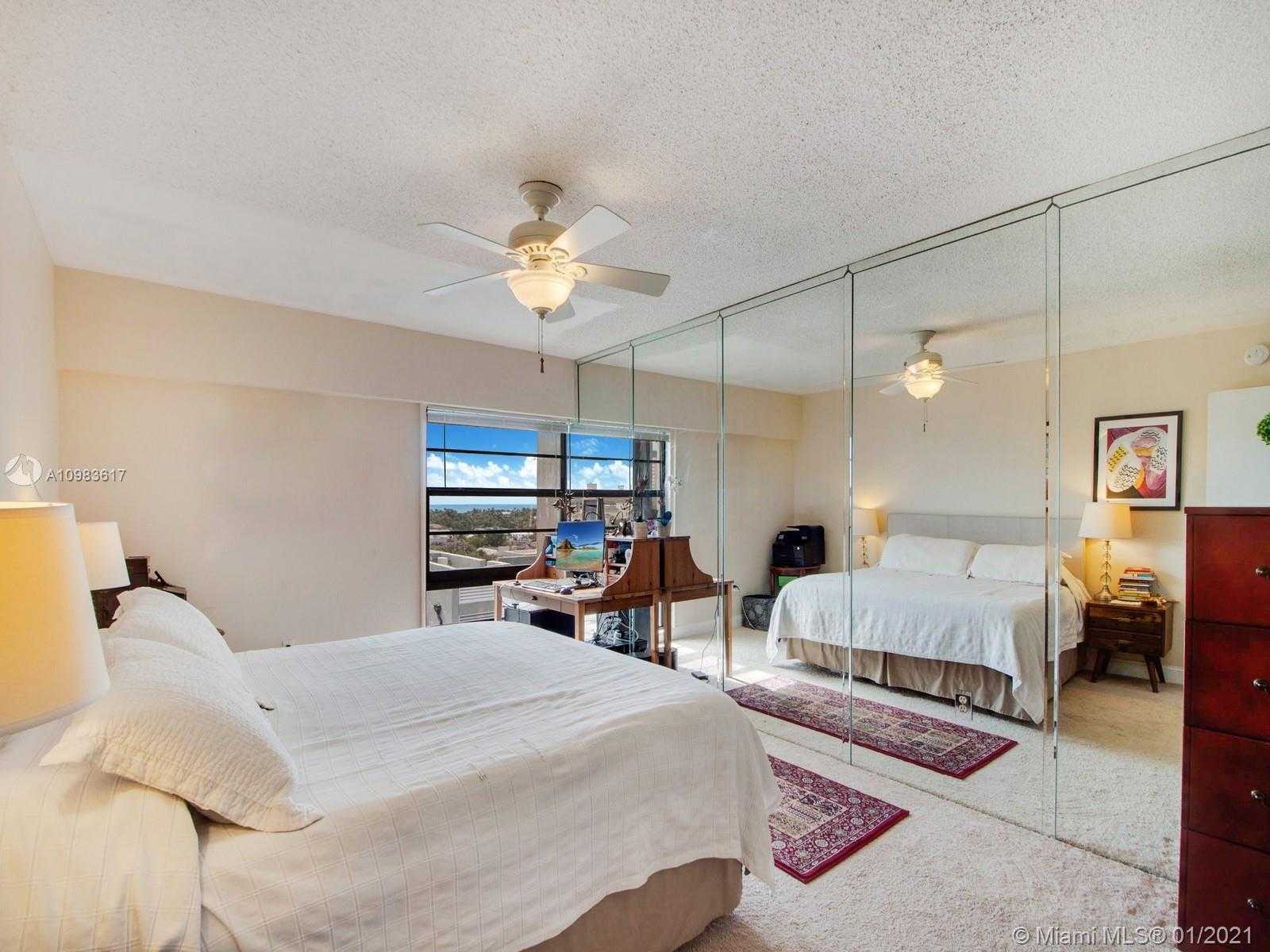 Small Image of 575 CRANDON BLVD #908, Key Biscayne Number 13