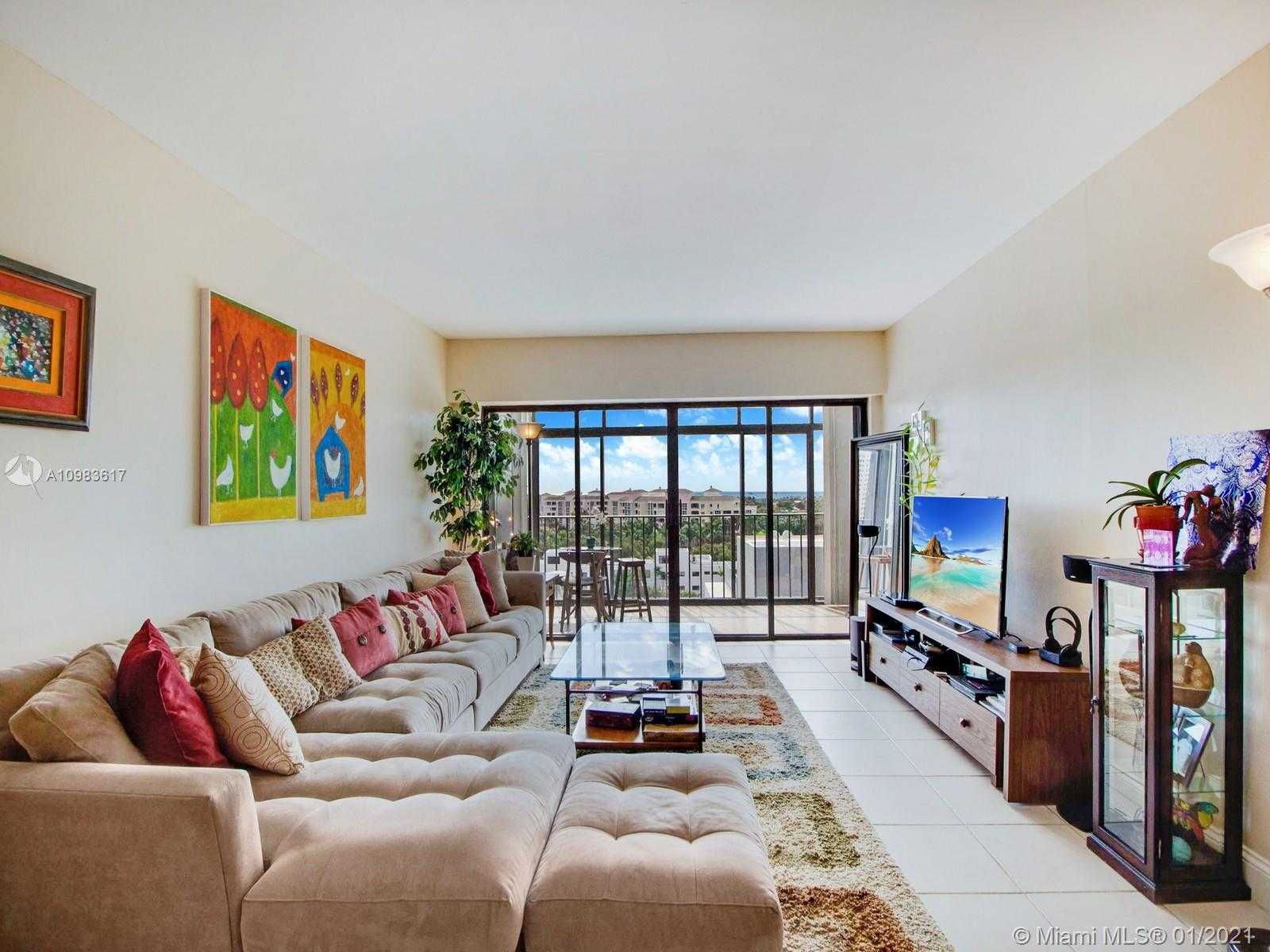 Small Image of 575 CRANDON BLVD #908, Key Biscayne Number 6