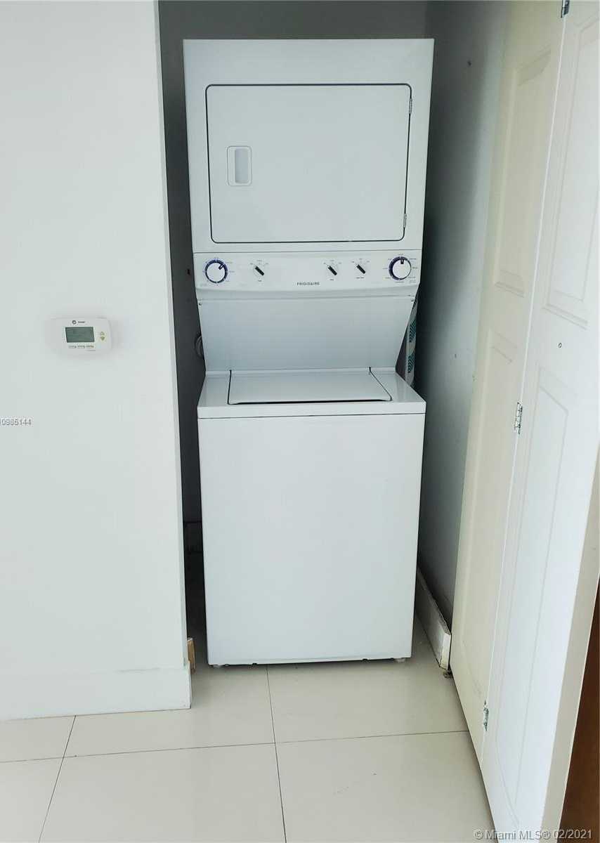 Small Image of 350 SOUTH MIAMI AVE #2607, Miami Number 6
