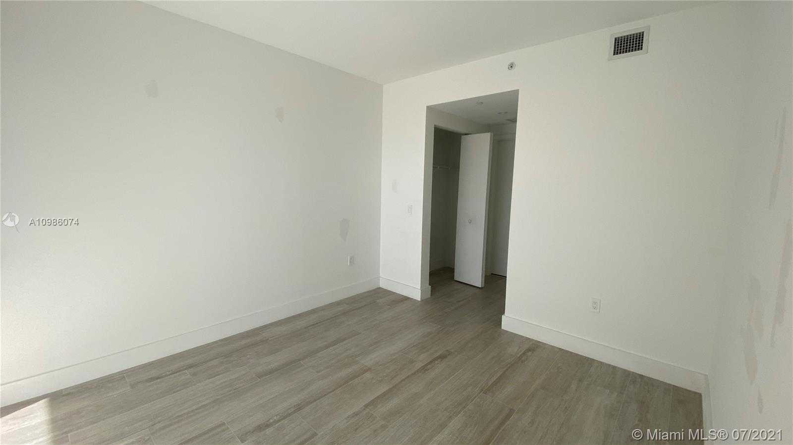 Small Image of 121 NORTH EAST 34TH ST #3003, Miami Number 14