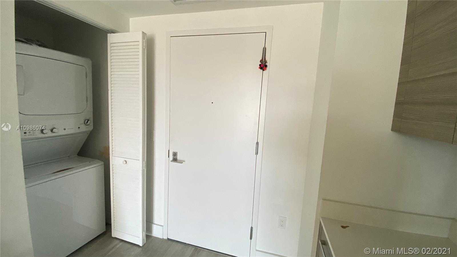 Small Image of 121 NORTH EAST 34TH ST #3003, Miami Number 22