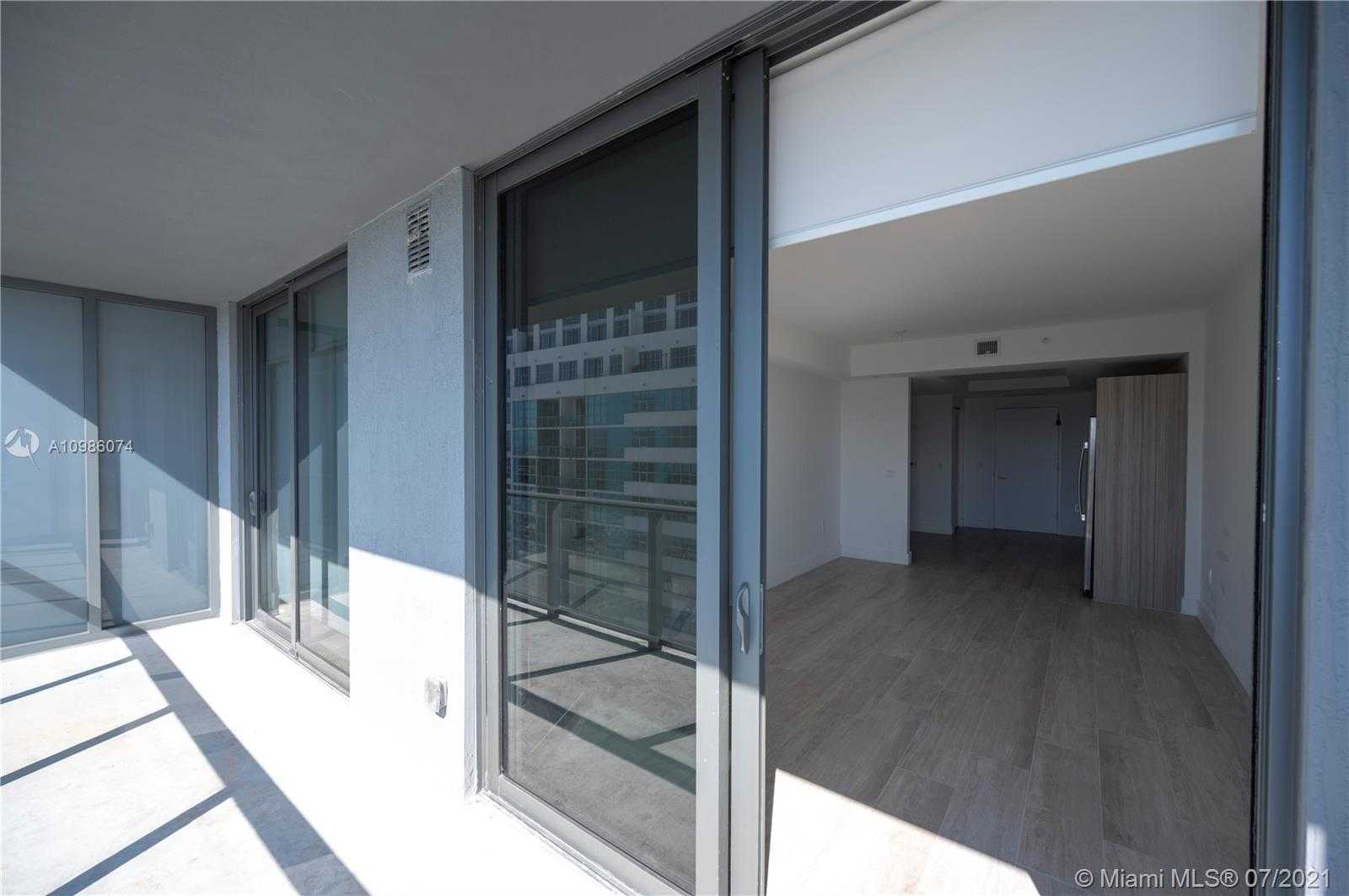 Small Image of 121 NORTH EAST 34TH ST #3003, Miami Number 23