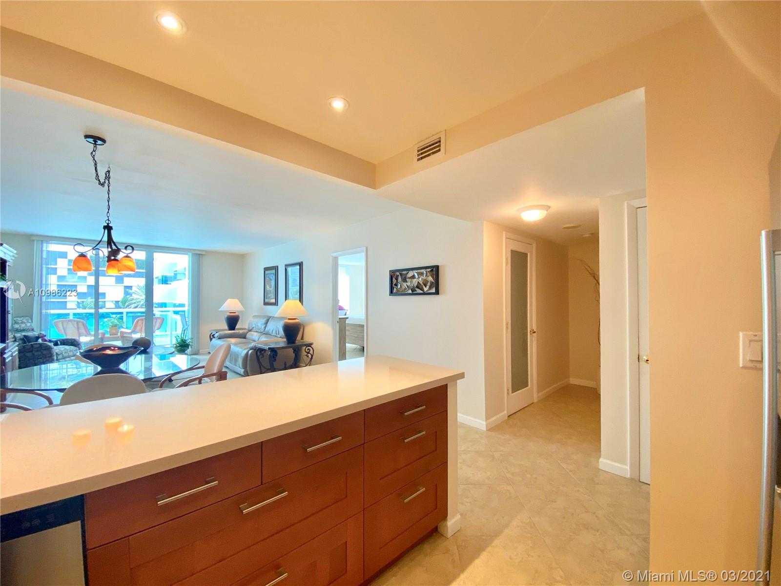 Small Image of 2301 COLLINS AVE #301, Miami Beach Number 13