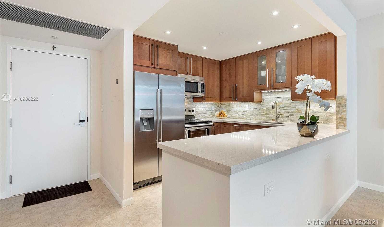 Small Image of 2301 COLLINS AVE #301, Miami Beach Number 2