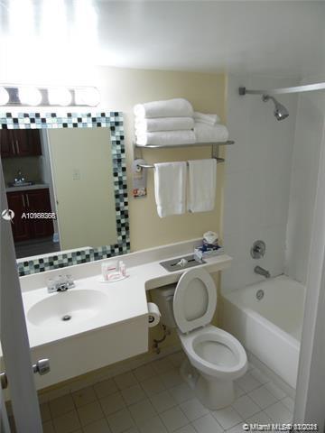 Small Image of 19201 COLLINS AVE #243, Sunny Isles Beach Number 6