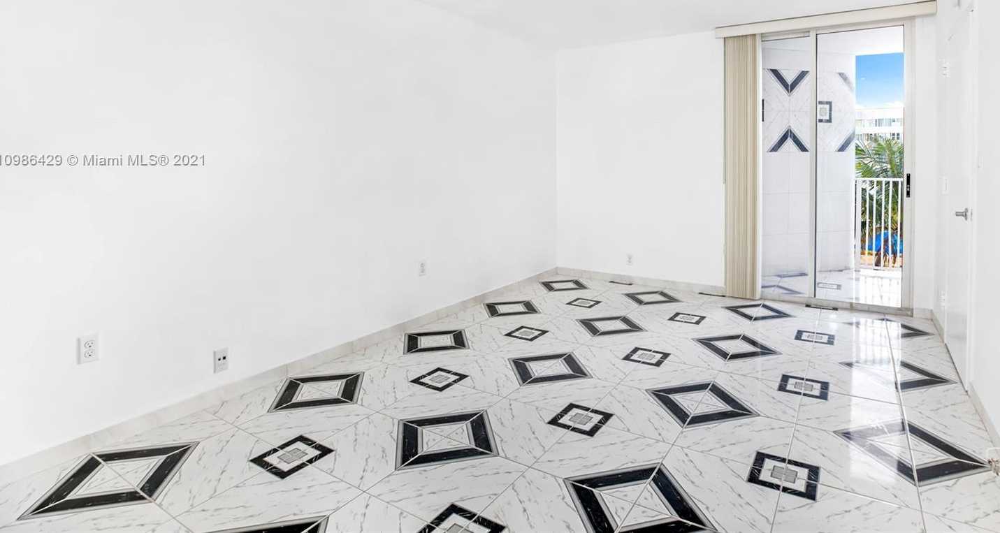 Small Image of 7601 EAST TREASURE DR #821, North Bay Village Number 14