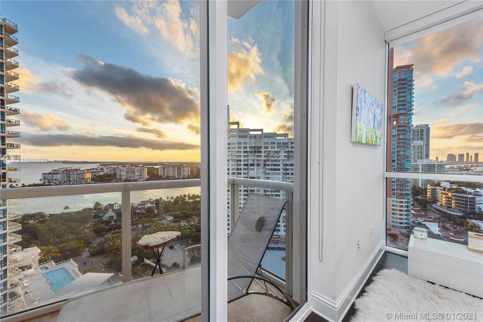 Small Image of 50 SOUTH POINTE DR #2005, Miami Beach Number 17