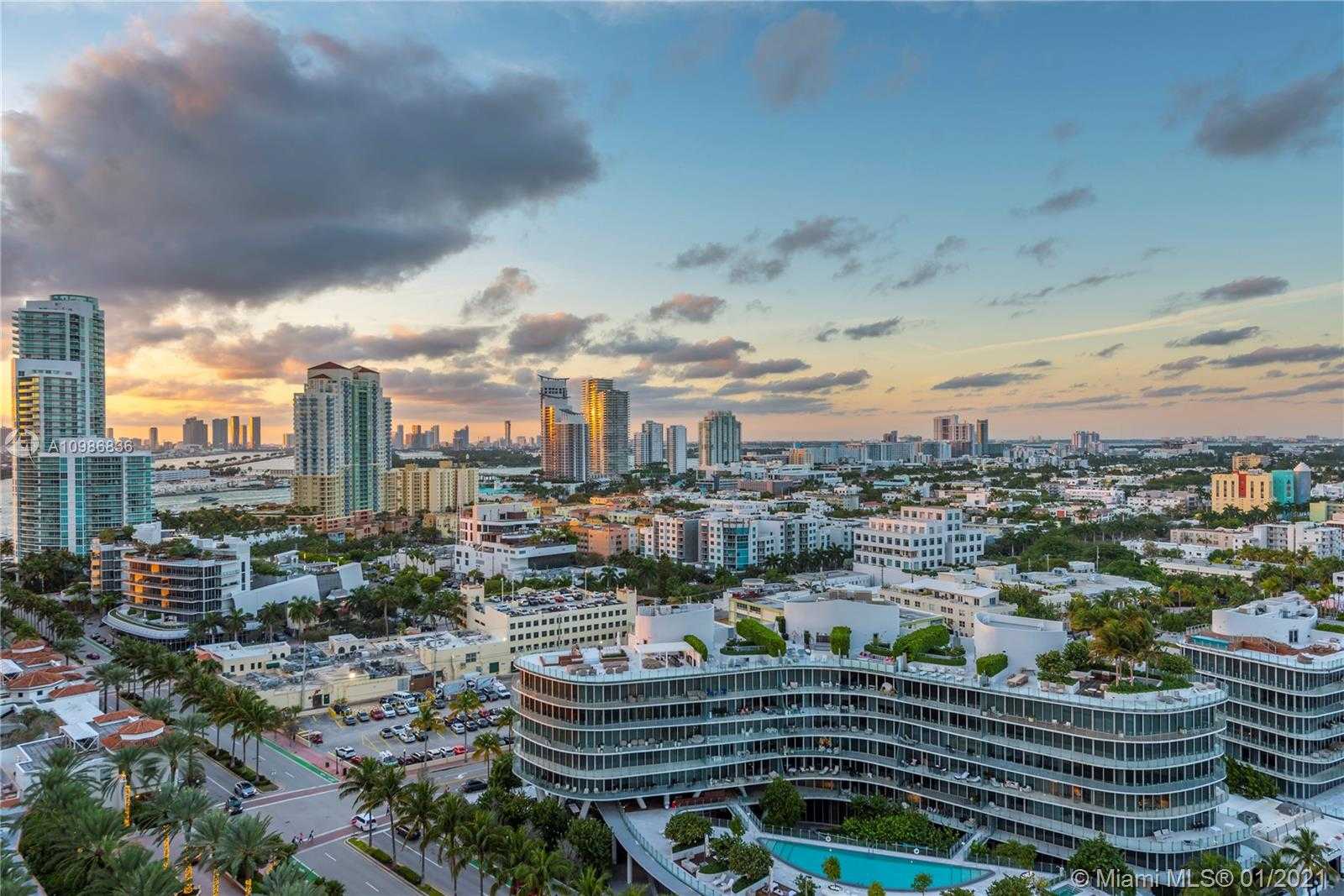 Small Image of 50 SOUTH POINTE DR #2005, Miami Beach Number 32