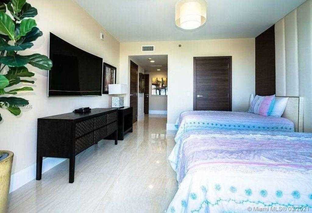 Small Image of 2711 SOUTH OCEAN DR #1903, Hollywood Number 26