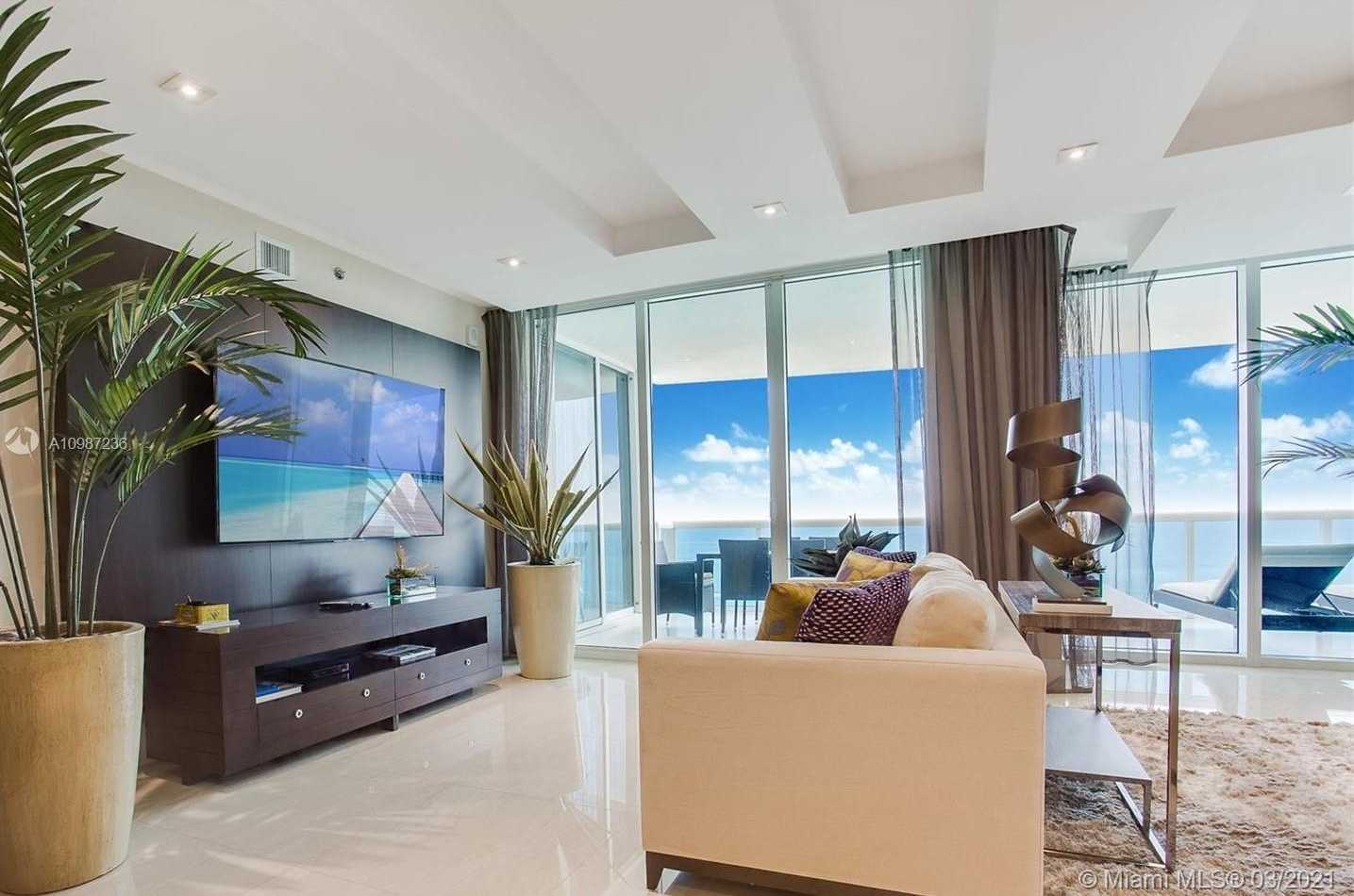 Small Image of 2711 SOUTH OCEAN DR #1903, Hollywood Number 9