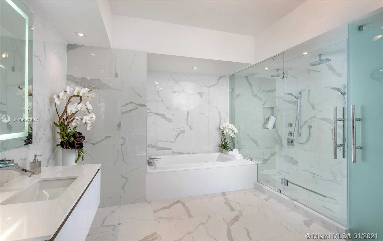 Small Image of 5500 ESTATE #1104, Aventura Number 11