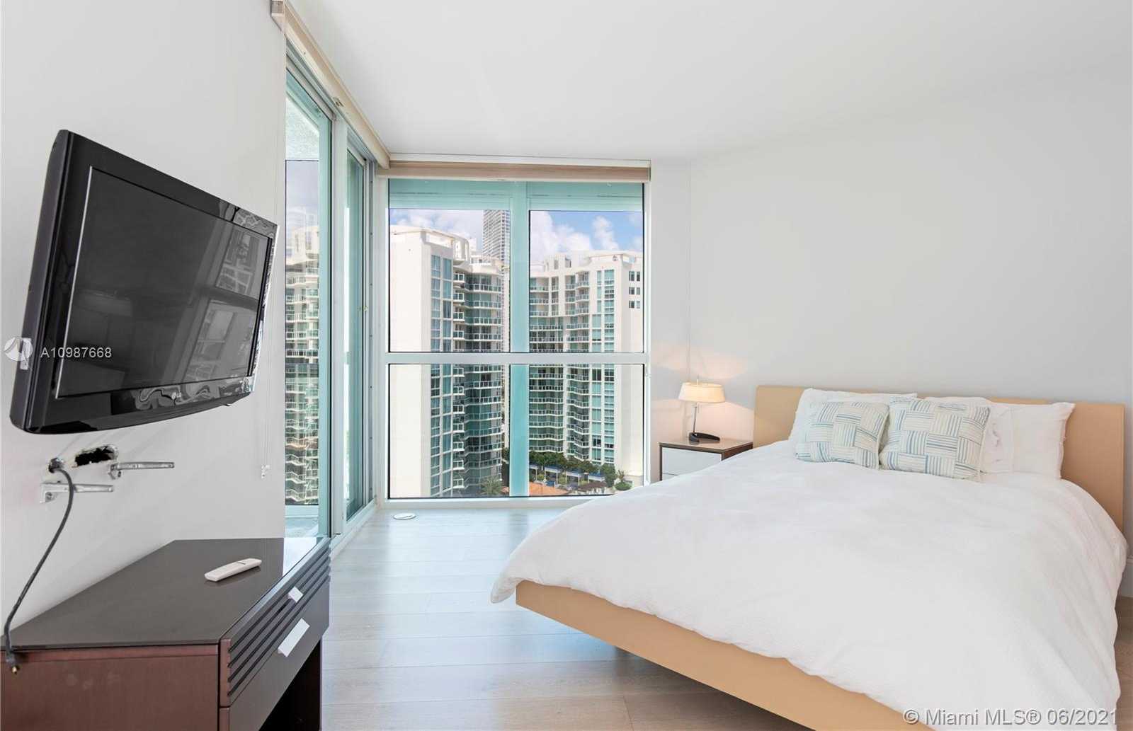 Small Image of 16500 COLLINS AVE #1656, Sunny Isles Beach Number 10