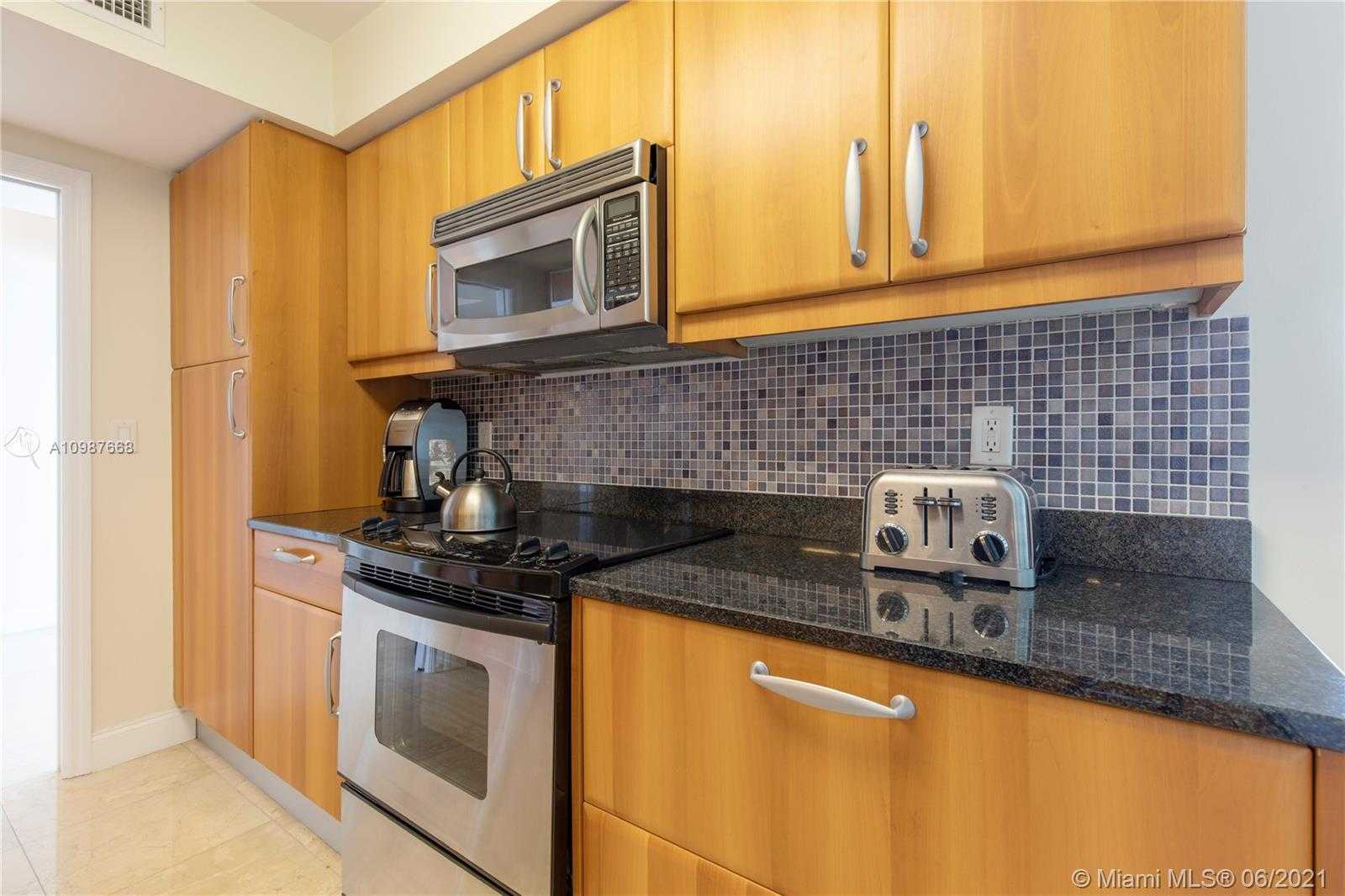 Small Image of 16500 COLLINS AVE #1656, Sunny Isles Beach Number 3
