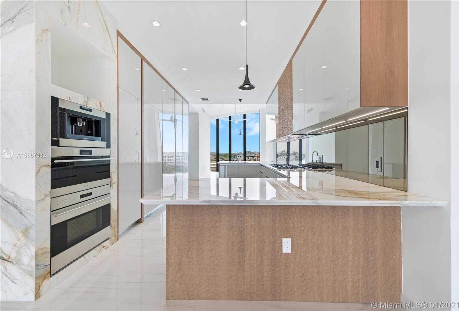 Small Image of 2811 SOUTH BAYSHORE #9B, Coconut Grove Number 12