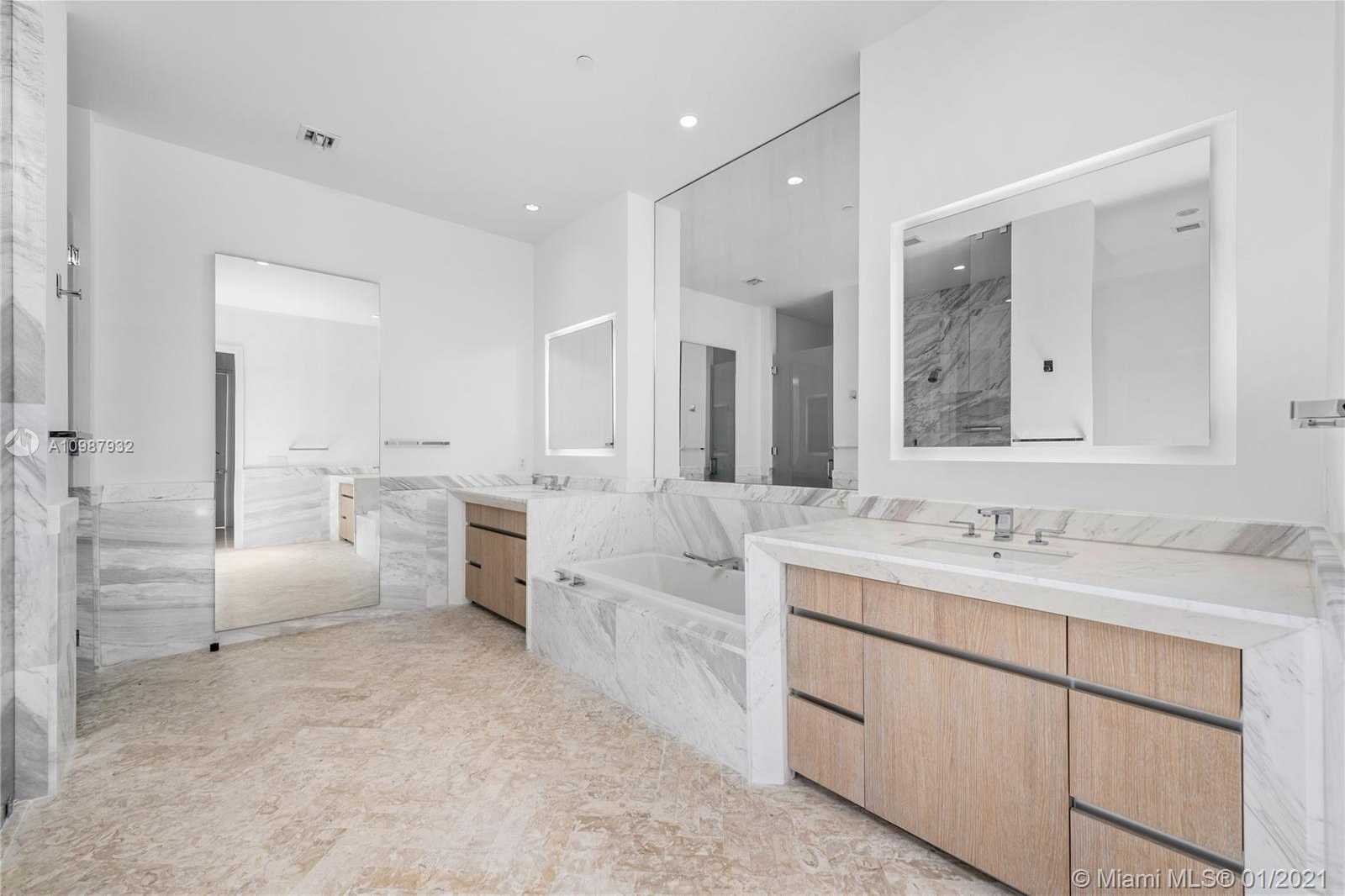 Small Image of 2811 SOUTH BAYSHORE #9B, Coconut Grove Number 15