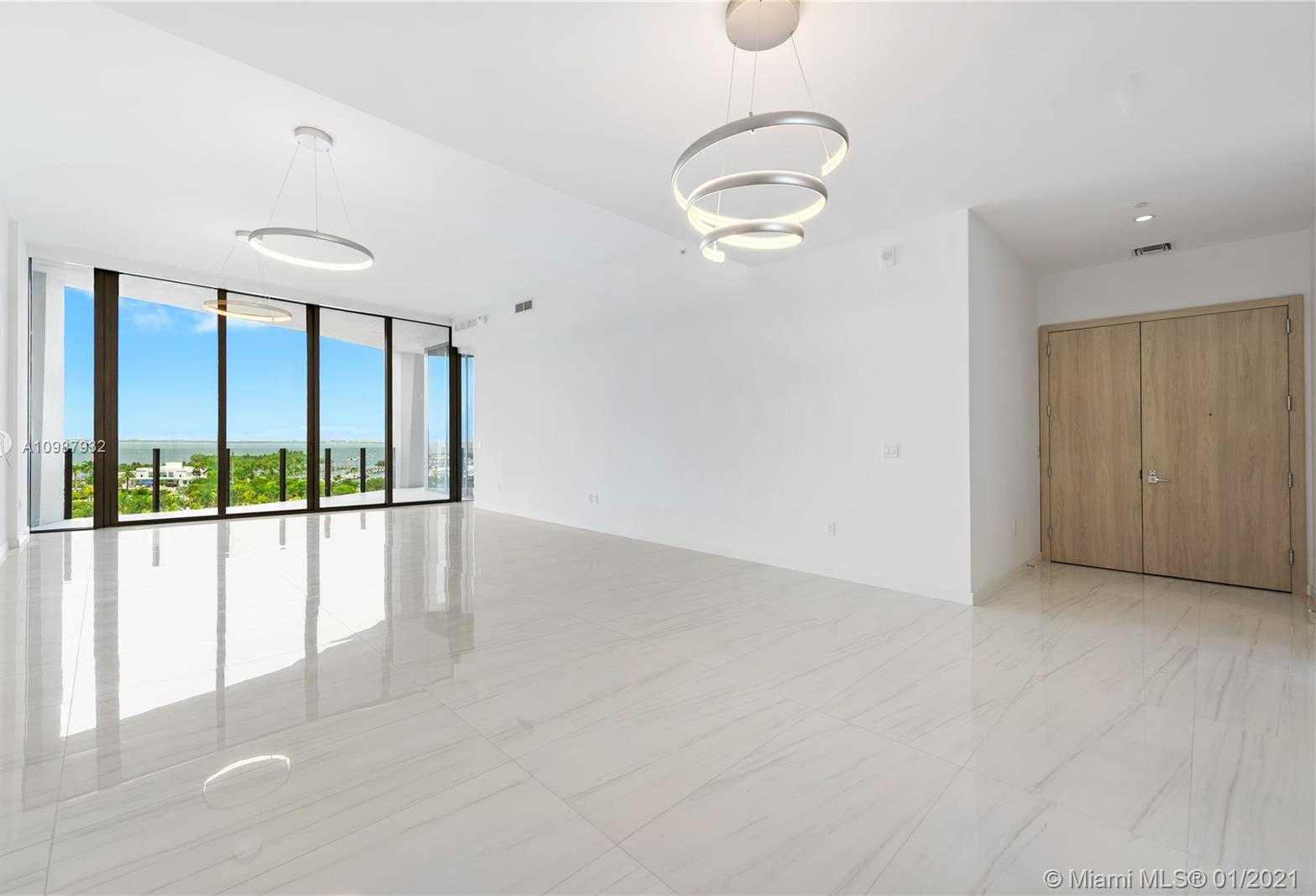 Small Image of 2811 SOUTH BAYSHORE #9B, Coconut Grove Number 3