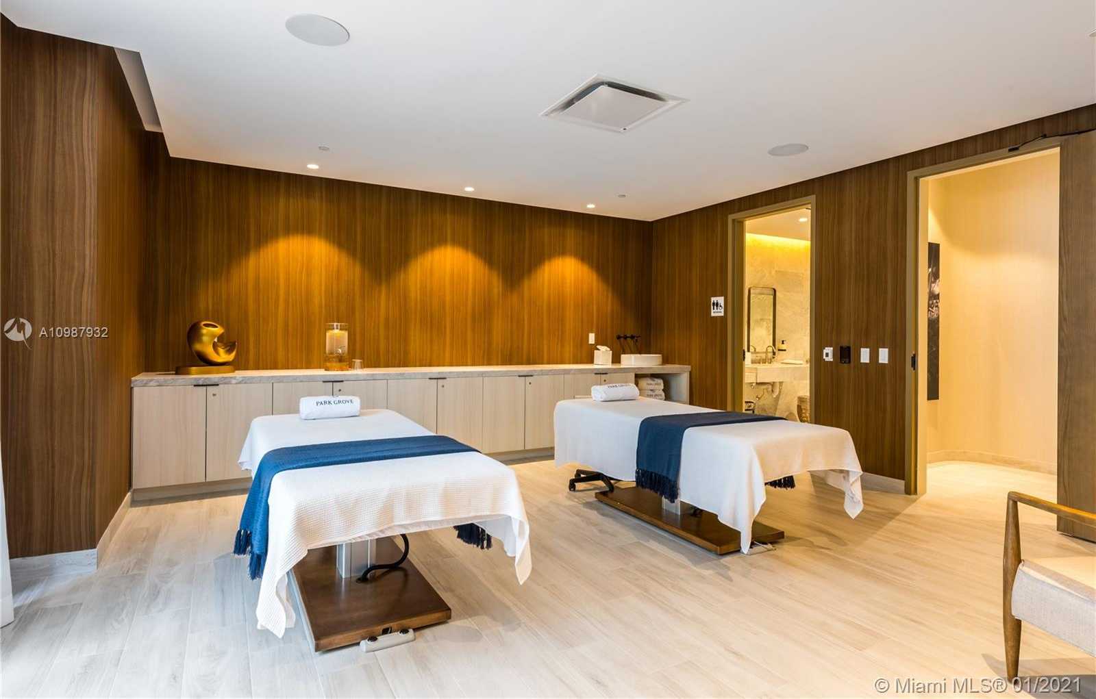 Small Image of 2811 SOUTH BAYSHORE #9B, Coconut Grove Number 32
