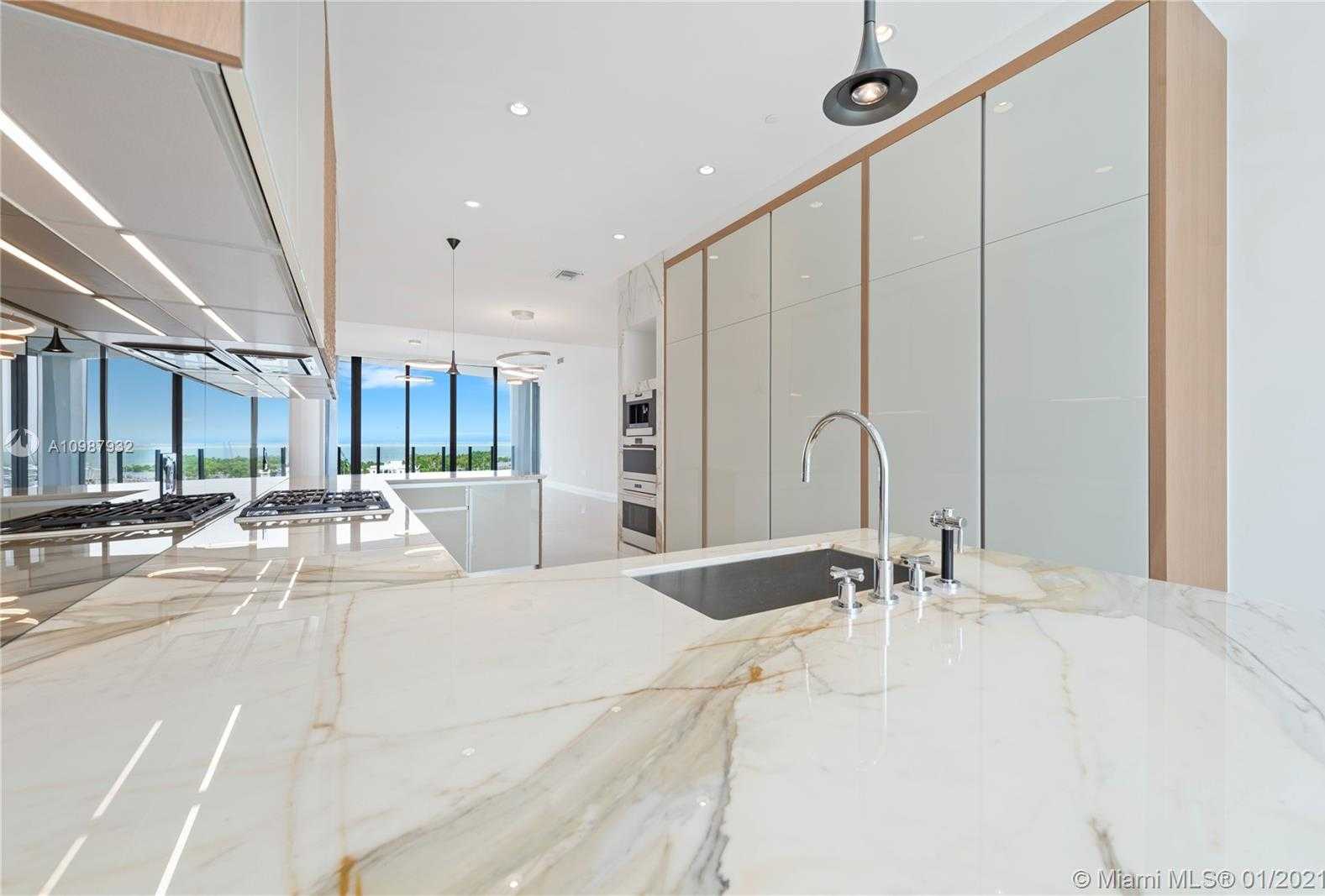 Small Image of 2811 SOUTH BAYSHORE #9B, Coconut Grove Number 9