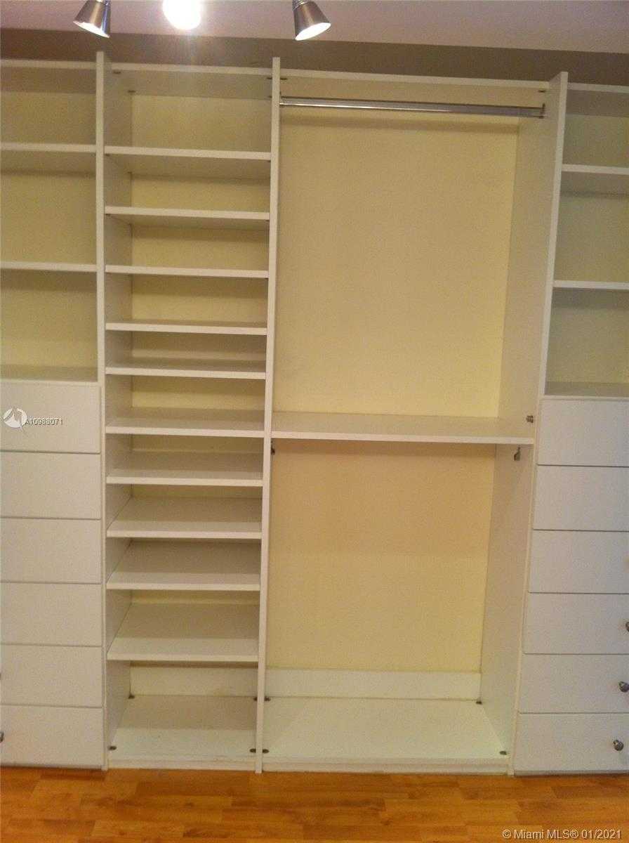 Small Image of 575 CRANDON BLVD #509, Key Biscayne Number 13