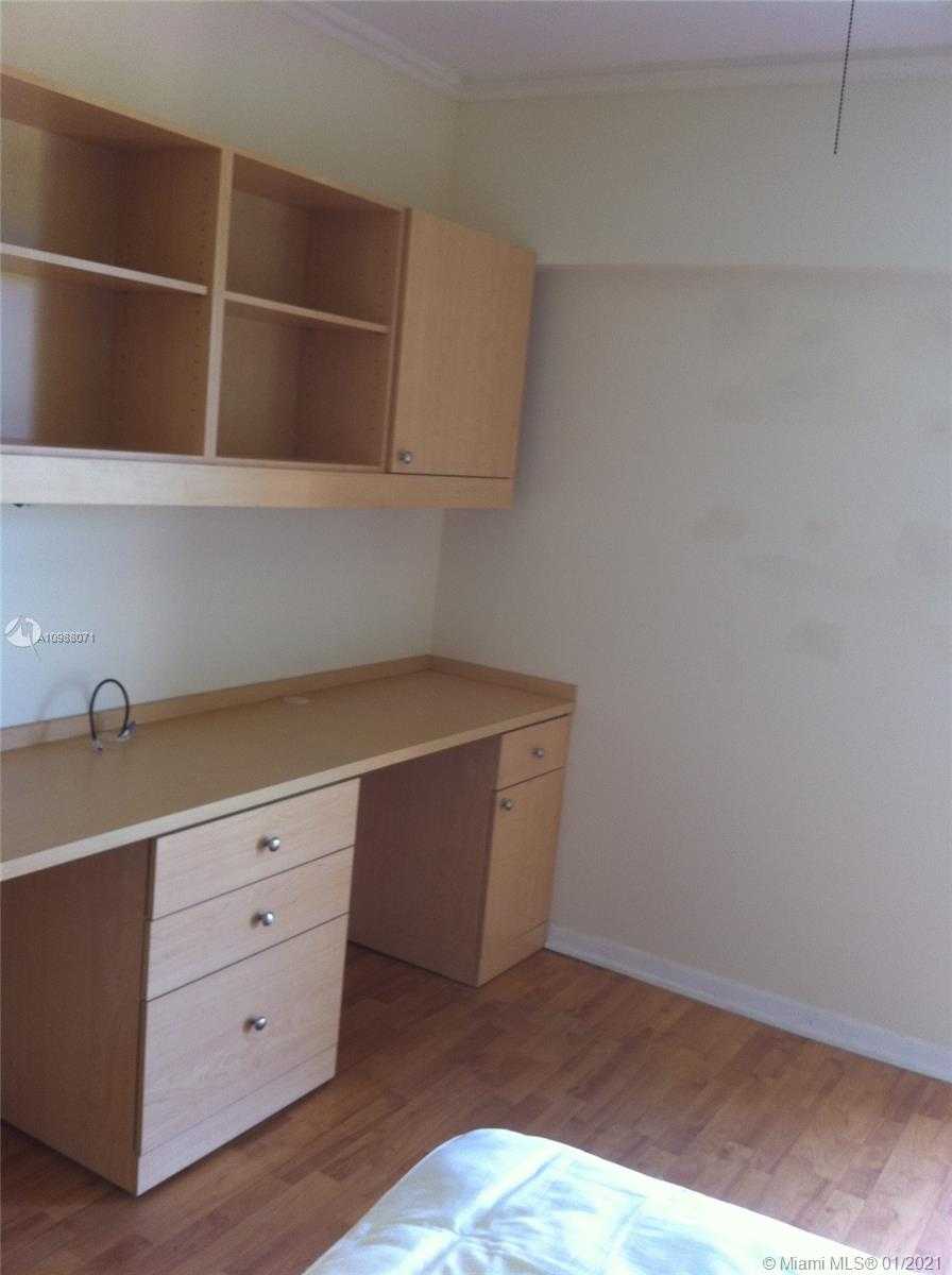Small Image of 575 CRANDON BLVD #509, Key Biscayne Number 19
