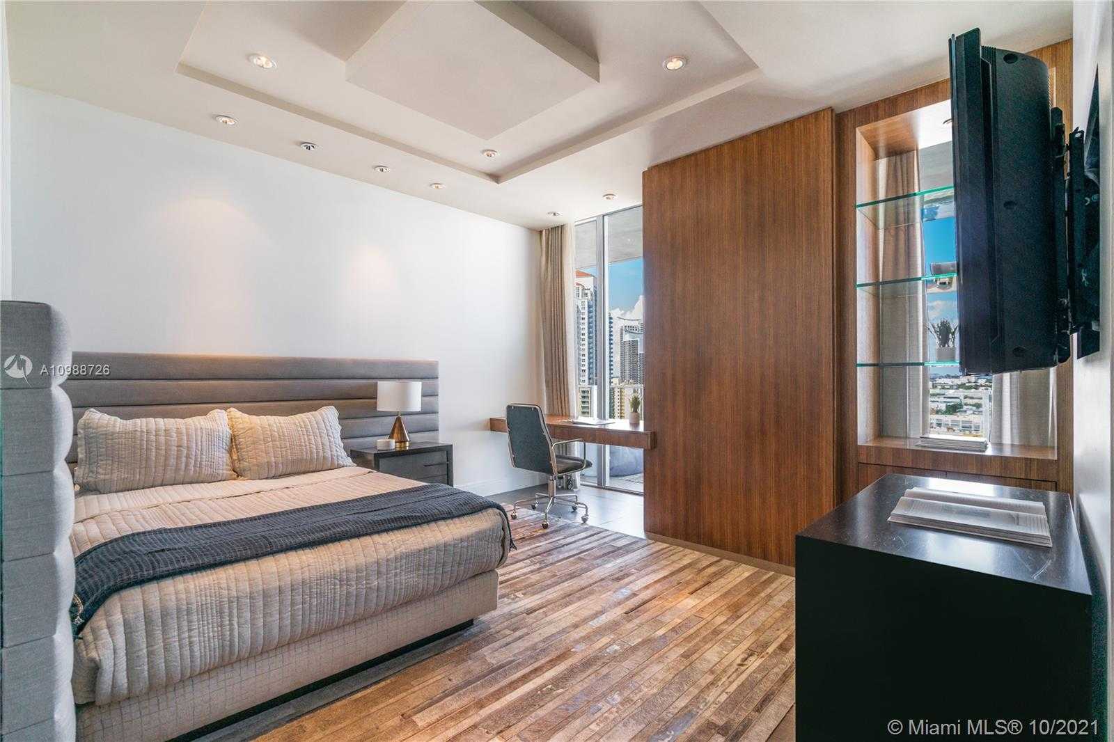 Small Image of 800 SOUTH POINTE DR #1401, Miami Beach Number 16