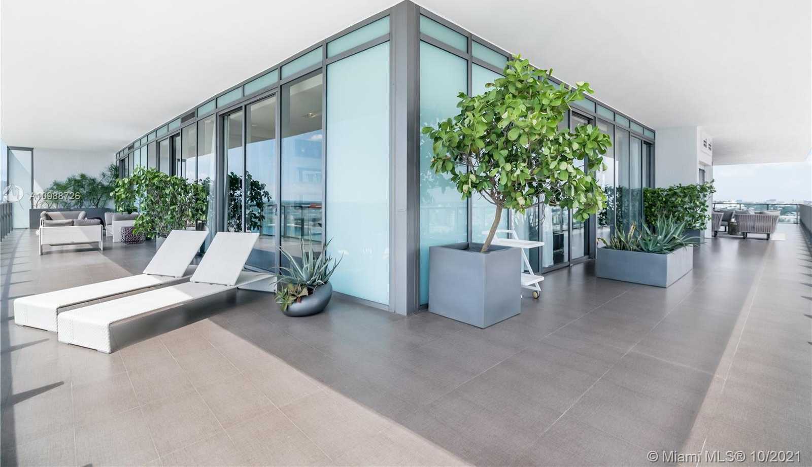 Small Image of 800 SOUTH POINTE DR #1401, Miami Beach Number 22