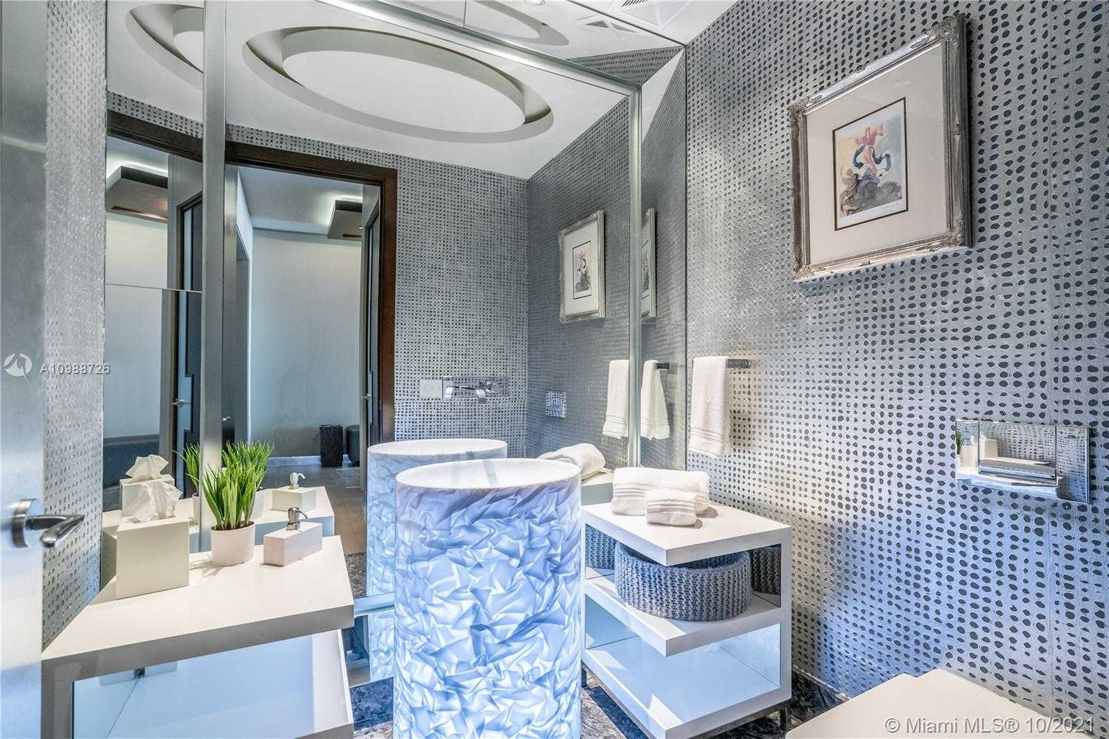 Small Image of 800 SOUTH POINTE DR #1401, Miami Beach Number 6