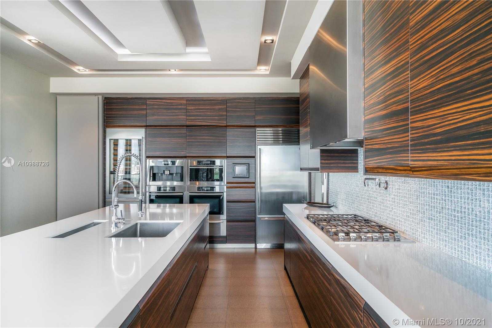 Small Image of 800 SOUTH POINTE DR #1401, Miami Beach Number 9