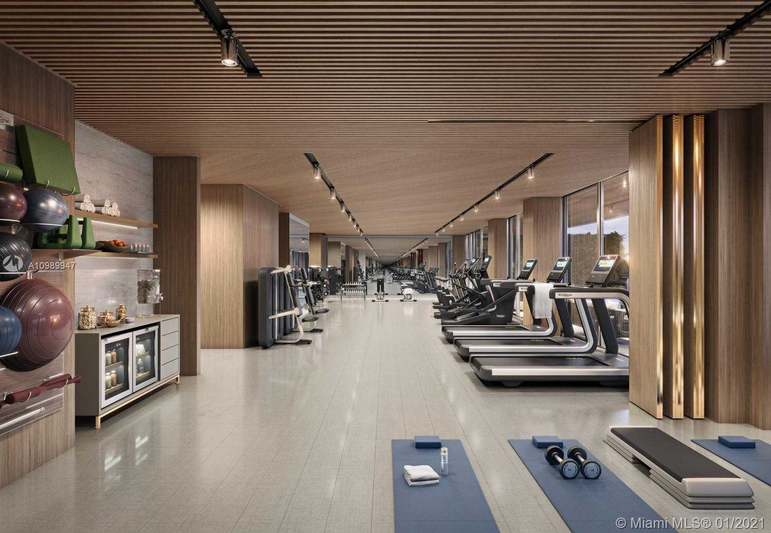Small Image of 5775 COLLINS AVE #PH, Miami Beach Number 7