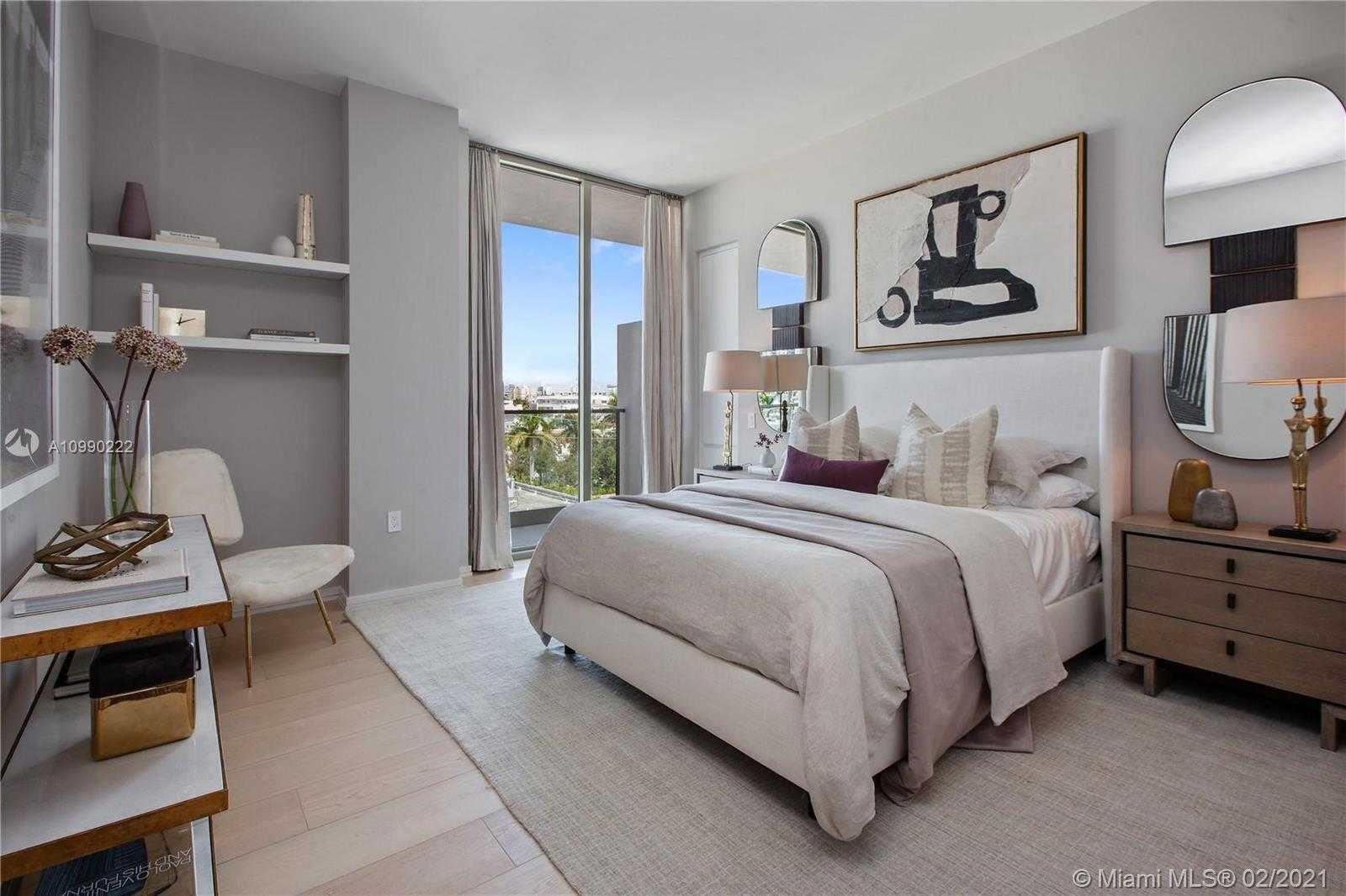 Small Image of 300 COLLINS AVE #PH-TWO, Miami Beach Number 12