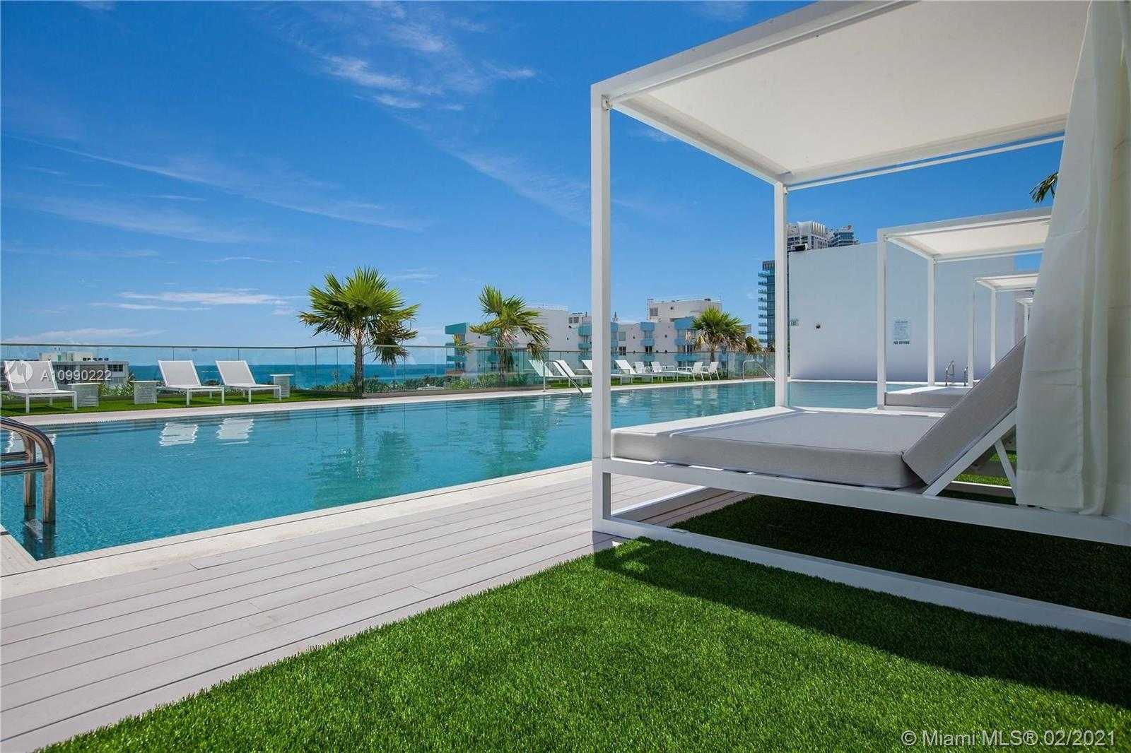 Small Image of 300 COLLINS AVE #PH-TWO, Miami Beach Number 17