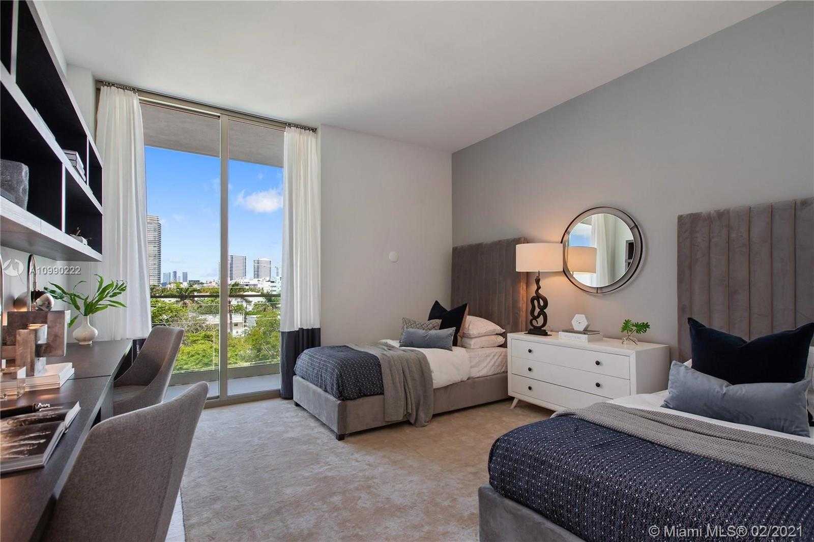 Small Image of 300 COLLINS AVE #PH-TWO, Miami Beach Number 18