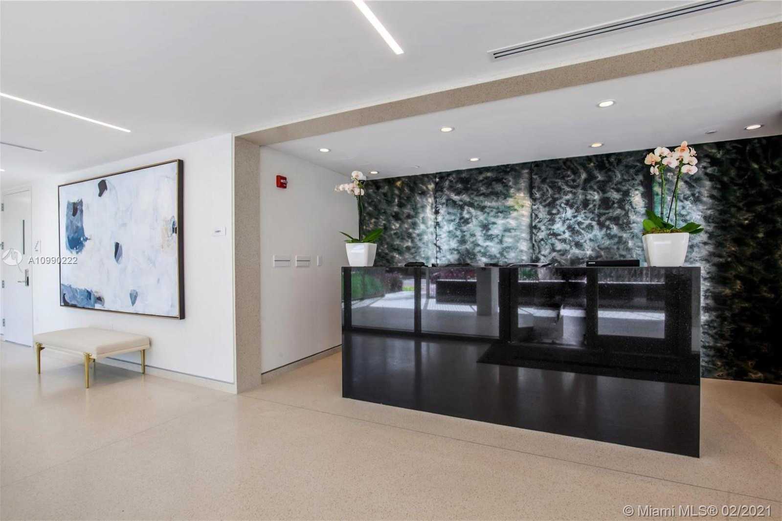 Small Image of 300 COLLINS AVE #PH-TWO, Miami Beach Number 22