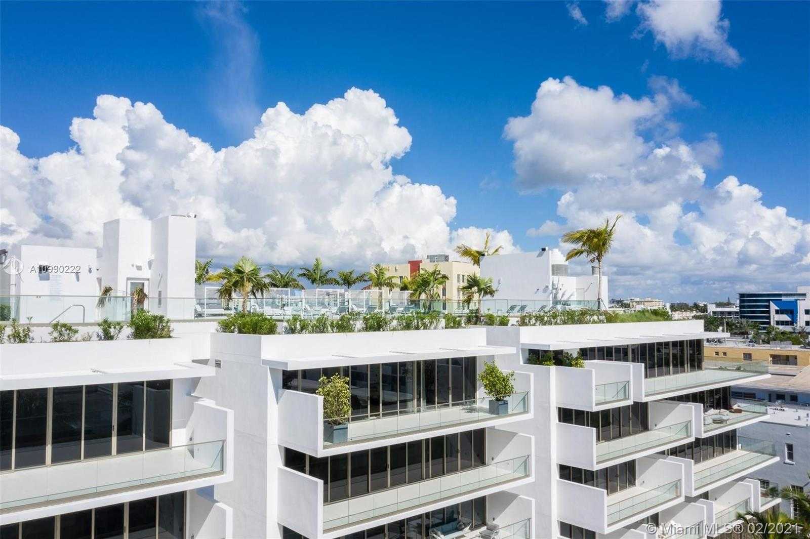 Small Image of 300 COLLINS AVE #PH-TWO, Miami Beach Number 33