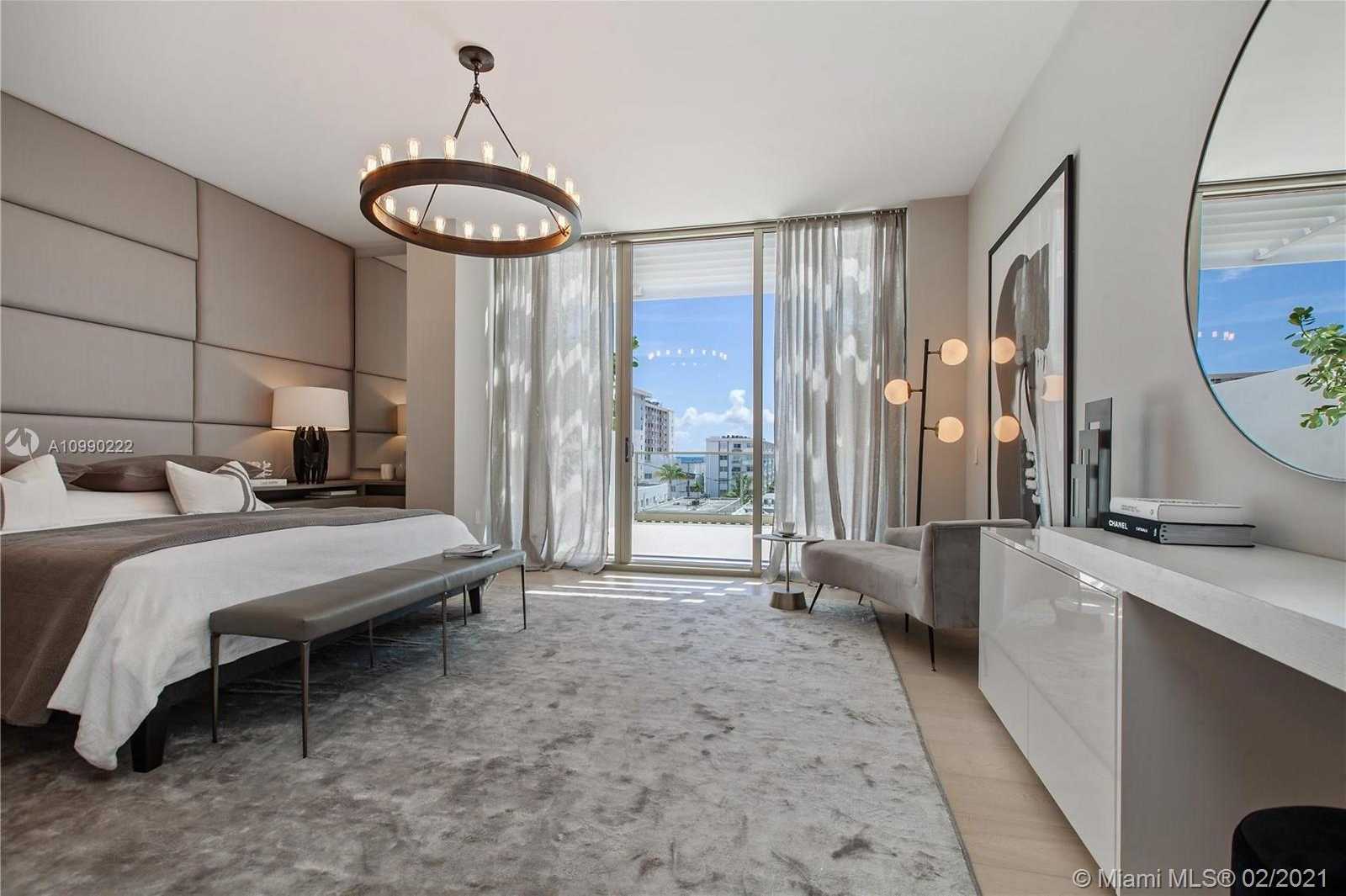 Small Image of 300 COLLINS AVE #PH-TWO, Miami Beach Number 9